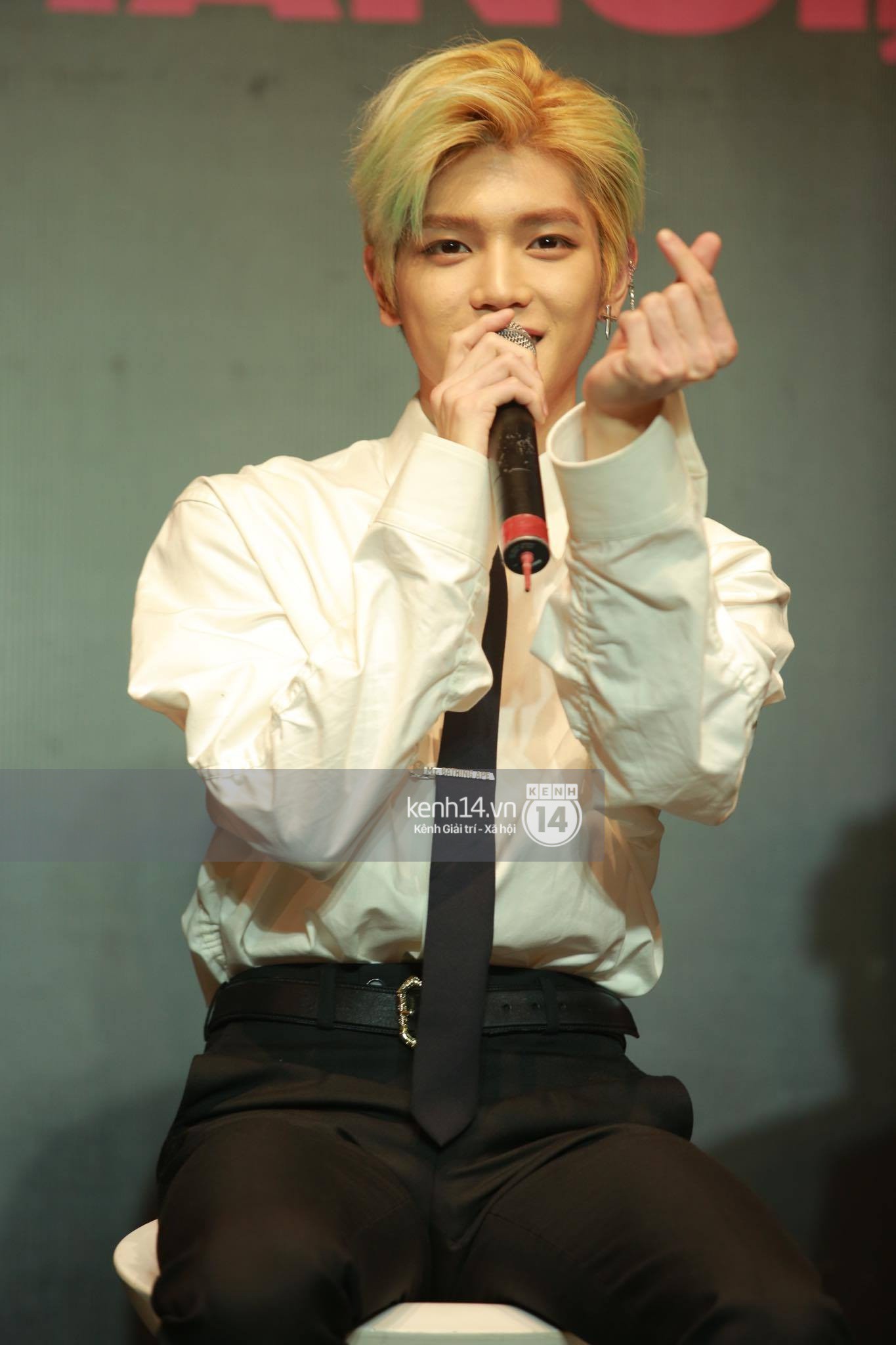 Mỹ nam Taeyong tiết lộ muốn ở lại Việt Nam, NCT đồng loạt tỏ tình Anh yêu em với fan tại họp báo ở Hà Nội - Ảnh 13.