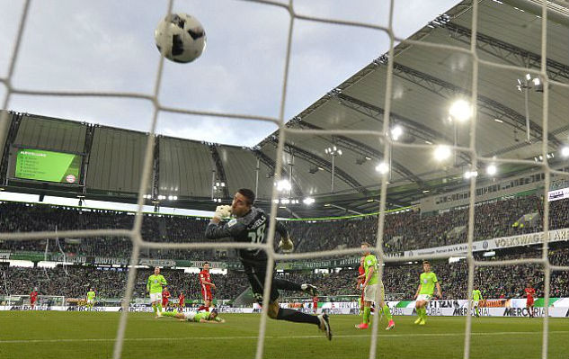 Bayern lập chiến tích lịch sử, lần thứ 5 liên tiếp giành Đĩa bạc Bundesliga - Ảnh 4.