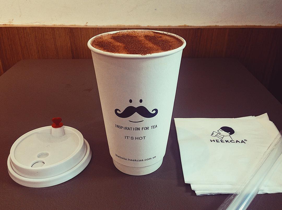 M&ugrave;a đ&ocirc;ng n&agrave;y đ&atilde; c&oacute; những thương hiệu tr&agrave; sữa n&agrave;o ra mắt đồ uống n&oacute;ng ở H&agrave; Nội? - Ảnh 1.