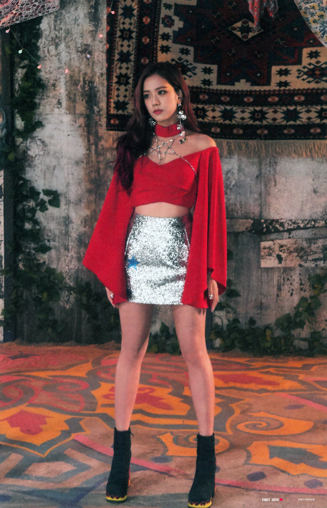 Stylist chính của Black Pink tiết lộ: cách họ ăn mặc đều phản ánh đúng tính cách của mỗi người - Ảnh 9. Stylist chính của Black Pink tiết lộ: cách họ ăn mặc đều phản ánh đúng tính cách của mỗi người - Ảnh 9.