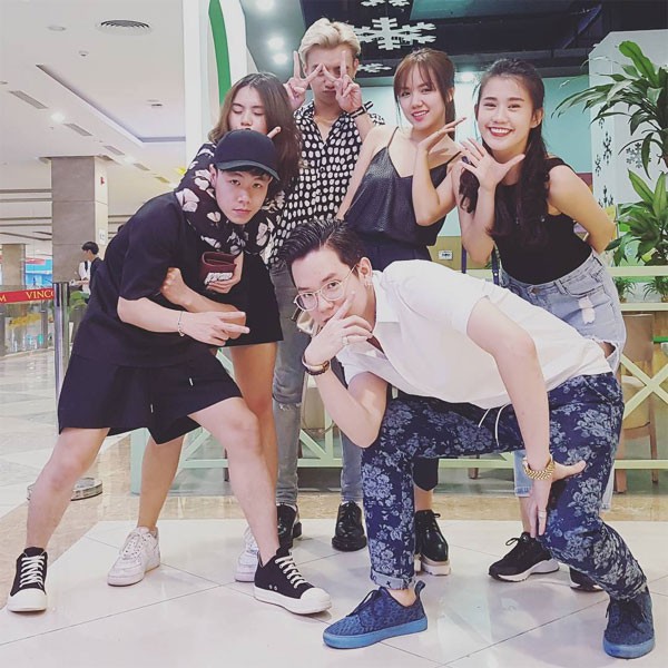 Nh&igrave;n lại 2 năm y&ecirc;u nhau &ecirc;m đềm nhưng đầy ngọt ng&agrave;o của Ngọc Thảo - Andree - Ảnh 28.