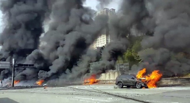 Vụ nổ xe chở dầu kinh hoàng khiến 3 người thiệt mạng tại Hàn Quốc: Cảnh sát đã tìm ra nguyên nhân - Ảnh 2.