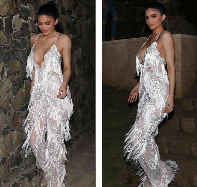 Kylie Jenner bị nghi bơm ngực v&igrave; thả r&ocirc;ng m&agrave; v&ograve;ng 1 vẫn căng đầy - Ảnh 4.