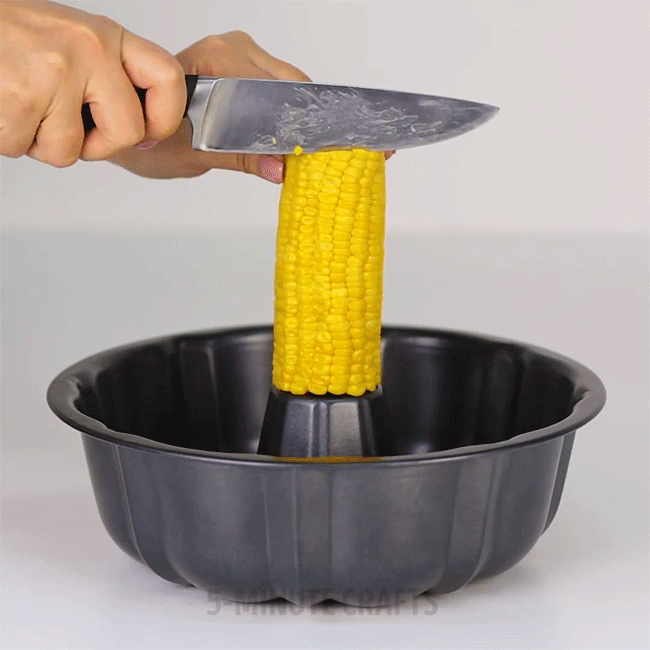 Kh&ocirc;ng bao giờ sợ đứt tay với 4 c&aacute;ch cắt gọt đồ ăn n&agrave;y - Ảnh 3.