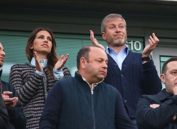 Ông chủ Abramovich của Chelsea ly dị người vợ thứ ba - Ảnh 2.