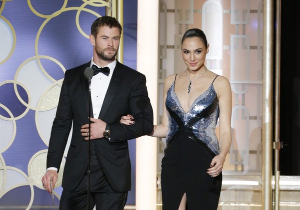 Wonder Woman th&aacute;ch Thor đ&aacute;nh nhau v&agrave; đ&acirc;y l&agrave; c&acirc;u trả lời của Chris Hemsworth! - Ảnh 8.