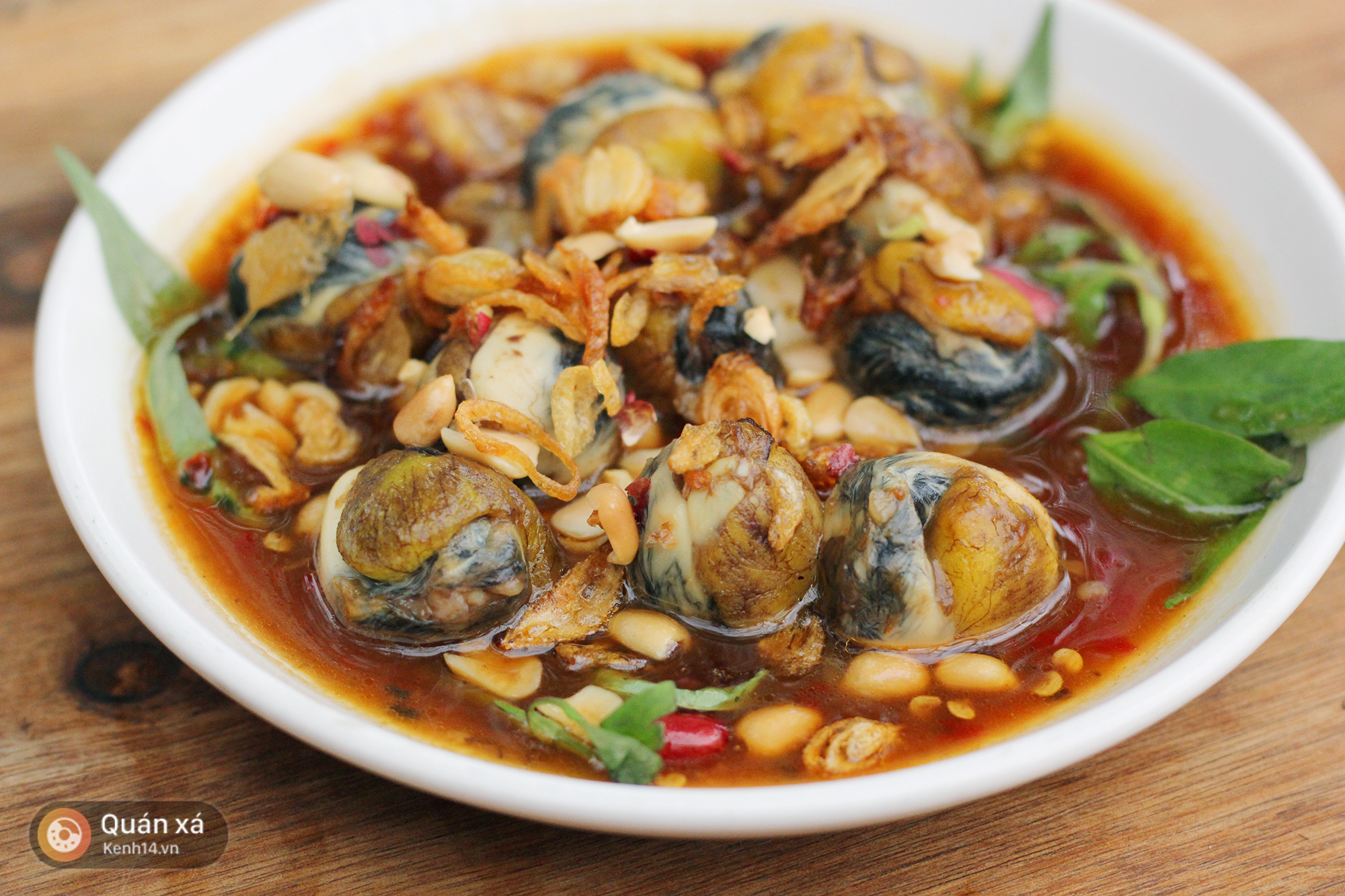 Ở H&agrave; Nội m&agrave; th&egrave;m trứng c&uacute;t lộn x&agrave;o me th&igrave; ăn ở đ&acirc;u nhỉ? - Ảnh 1.