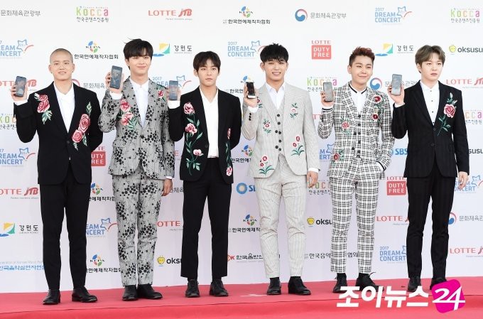 Nghịch lí trong Kpop: Em út bé bỏng gì đâu, cứ phải khổng lồ nhất nhóm mới chịu! - Ảnh 17. Nghịch lí trong Kpop: Em út bé bỏng gì đâu, cứ phải khổng lồ nhất nhóm mới chịu! - Ảnh 17.