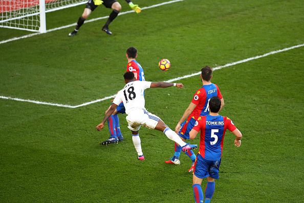 Ngả mũ thán phục màn độc diễn của Hazard trong trận derby London - Ảnh 6.
