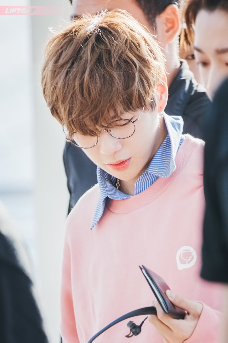 Vài tháng ra mắt đã khuynh đảo châu Á, center quốc dân Kang Daniel có gì đặc biệt mà hot đến vậy? - Ảnh 16.