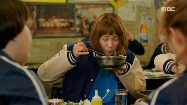 Bí kíp ăn thịt nướng san bằng mọi đối thủ từ trong phim Hàn Quốc - Ảnh 10.