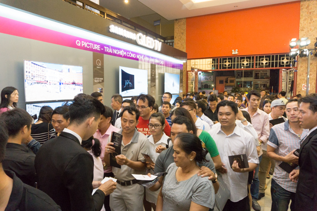 Đ&agrave;m Vĩnh Hưng, Mỹ T&acirc;m, Lệ Quy&ecirc;n... c&ugrave;ng g&oacute;p mặt trong đại tiệc c&ocirc;ng nghệ - &acirc;m nhạc rực rỡ - Ảnh 10.