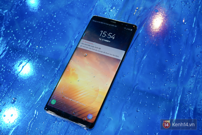 Trên tay Samsung Galaxy Note8 vừa ra mắt tại Việt Nam: Thiết kế rất ấn tượng, giá 22,5 triệu đồng! - Ảnh 3.