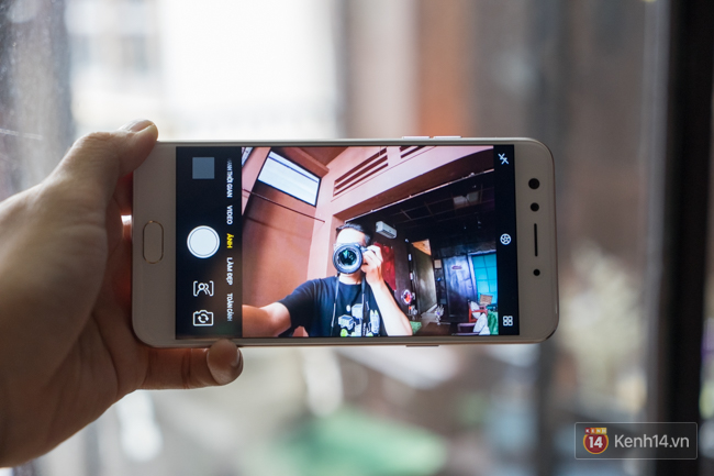 Mở hộp smartphone OPPO F3 với camera selfie kép mà ai cũng phải thích mê - Ảnh 12.