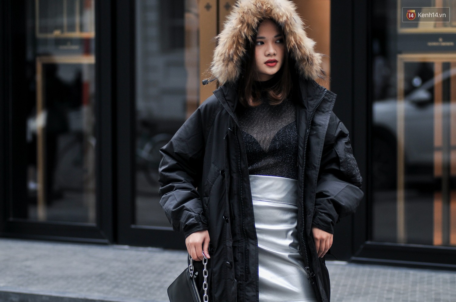 Street style 2 miền: không thời trang phang thời tiết, giới trẻ trổ tài lên đồ ấm áp nhưng vẫn siêu hút mắt - Ảnh 4.
