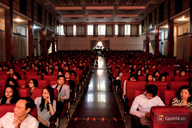 Cuộc thi hùng biện TeenTalk 2017: Học sinh bây giờ giỏi tiếng Anh và tự tin quá! - Ảnh 1.