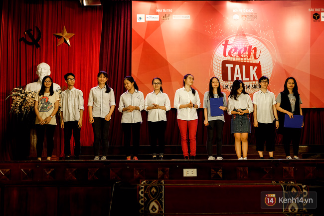 Cuộc thi hùng biện TeenTalk 2017: Học sinh bây giờ giỏi tiếng Anh và tự tin quá! - Ảnh 3.