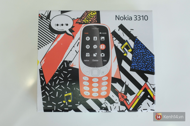 Cận cảnh cục gạch Nokia 3310 vừa mở bán tại Việt Nam: màu sắc sặc sỡ, phím bấm không đã, giá 1 triệu đồng - Ảnh 1.