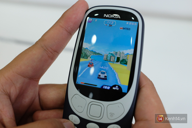 Cận cảnh cục gạch Nokia 3310 vừa mở bán tại Việt Nam: màu sắc sặc sỡ, phím bấm không đã, giá 1 triệu đồng - Ảnh 9.