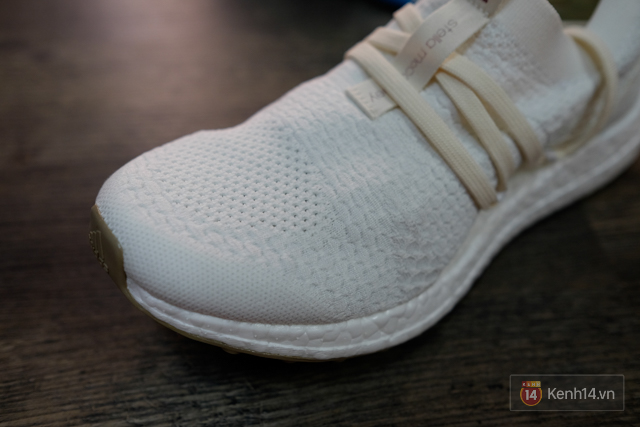 Review cận cảnh đôi adidas làm từ rác thải đại dương đã có mặt tại Việt Nam: đẹp - nhẹ và đế ngoài siêu bền - Ảnh 13.