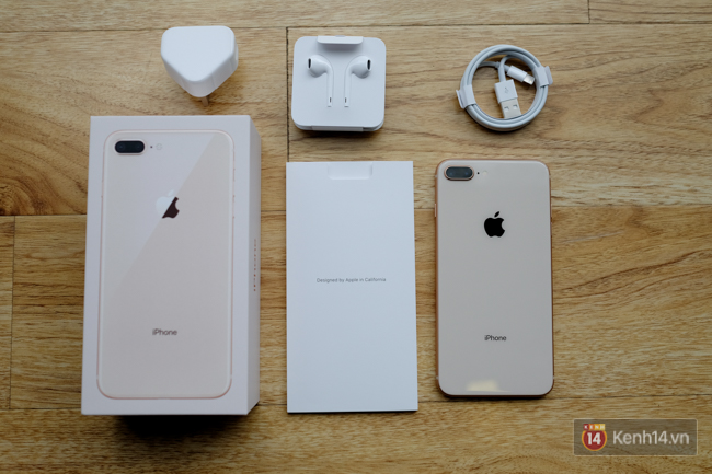 iPhone 8 Plus là một trong những điện thoại được mong đợi nhất trong năm nay. Với camera kép chất lượng cao, chip xử lý nhanh và thiết kế đẹp mắt, iPhone 8 Plus tự hào là một trong những lựa chọn đáng mua nhất lành thị trường điện thoại hiện nay. Hãy xem hình ảnh để tận hưởng trọn vẹn những đặc tính tuyệt vời mà chiếc điện thoại này mang lại.