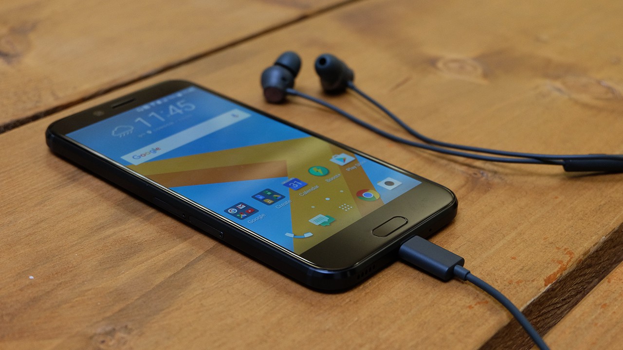 V&igrave; sao nhiều h&atilde;ng điện thoại bỏ hẳn cổng kết nối tưởng như kh&ocirc;ng thể thiếu tr&ecirc;n smartphone - Ảnh 4.