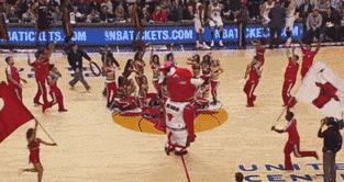 15 m&agrave;n cầu h&ocirc;n đ&aacute;ng y&ecirc;u m&agrave; ai cũng ước ao c&oacute; một lần trong đời - Ảnh 4.