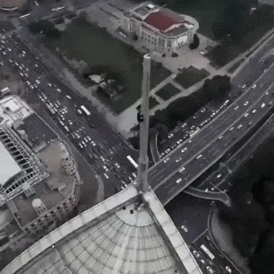 16 kẻ to gan d&aacute;m đ&ugrave;a giỡn với Thần Chết - Ảnh 29.