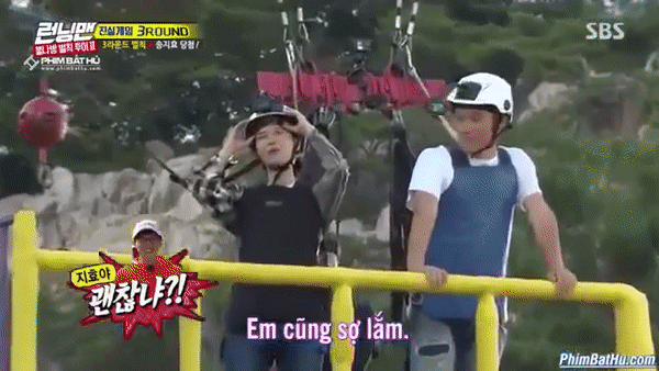 Vì mê trai đẹp Park Bo Gum, Song Ji Hyo can đảm vượt qua trò chơi cảm giác mạnh - Ảnh 4.