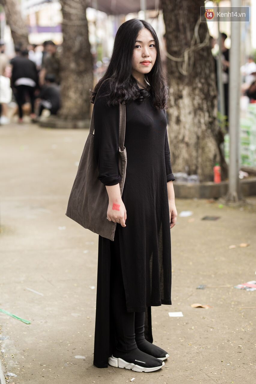 Đầu giày và tín đồ streetwear Sài Gòn lên đồ chất, trưng giày giá khủng tại sự kiện cuối tuần qua - Ảnh 2. Đầu giày và tín đồ streetwear Sài Gòn lên đồ chất, trưng giày giá khủng tại sự kiện cuối tuần qua - Ảnh 2.