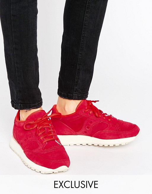 Tết phải sắm ngay vài đôi giày đỏ như thế này mới chất - Ảnh 4.