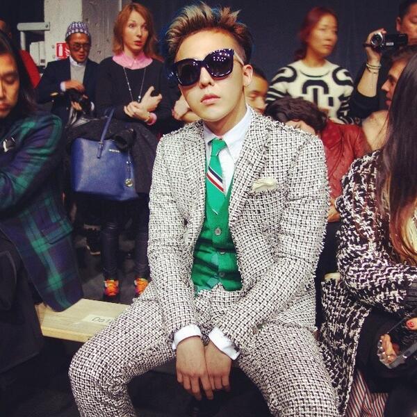 Để mặc chất như G-Dragon, bạn cứ nên mua đồ của 7 thương hiệu này! - Ảnh 6. Để mặc chất như G-Dragon, bạn cứ nên mua đồ của 7 thương hiệu này! - Ảnh 6.