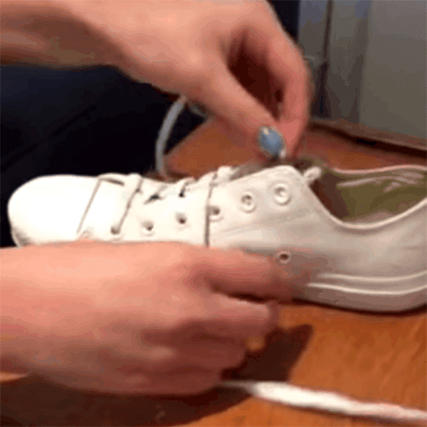 Principal 102+ imagen converse lacing bottom holes In.thptnganamst.edu.vn