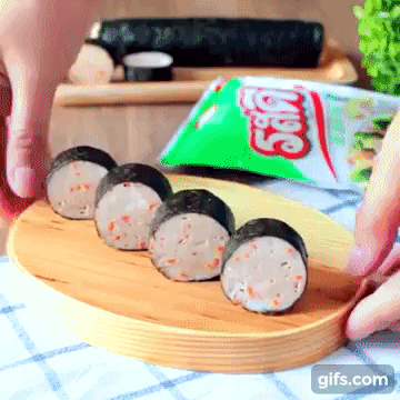 Chả t&ocirc;m cuốn rong biển: kh&ocirc;ng thử th&igrave; rất ph&iacute;! - Ảnh 8.