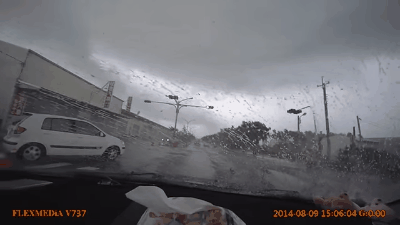 B&atilde;o Hato đ&atilde; mạnh, nhưng 4 si&ecirc;u b&atilde;o khủng khiếp n&agrave;y cũng chẳng chịu k&eacute;m cạnh - Ảnh 4.