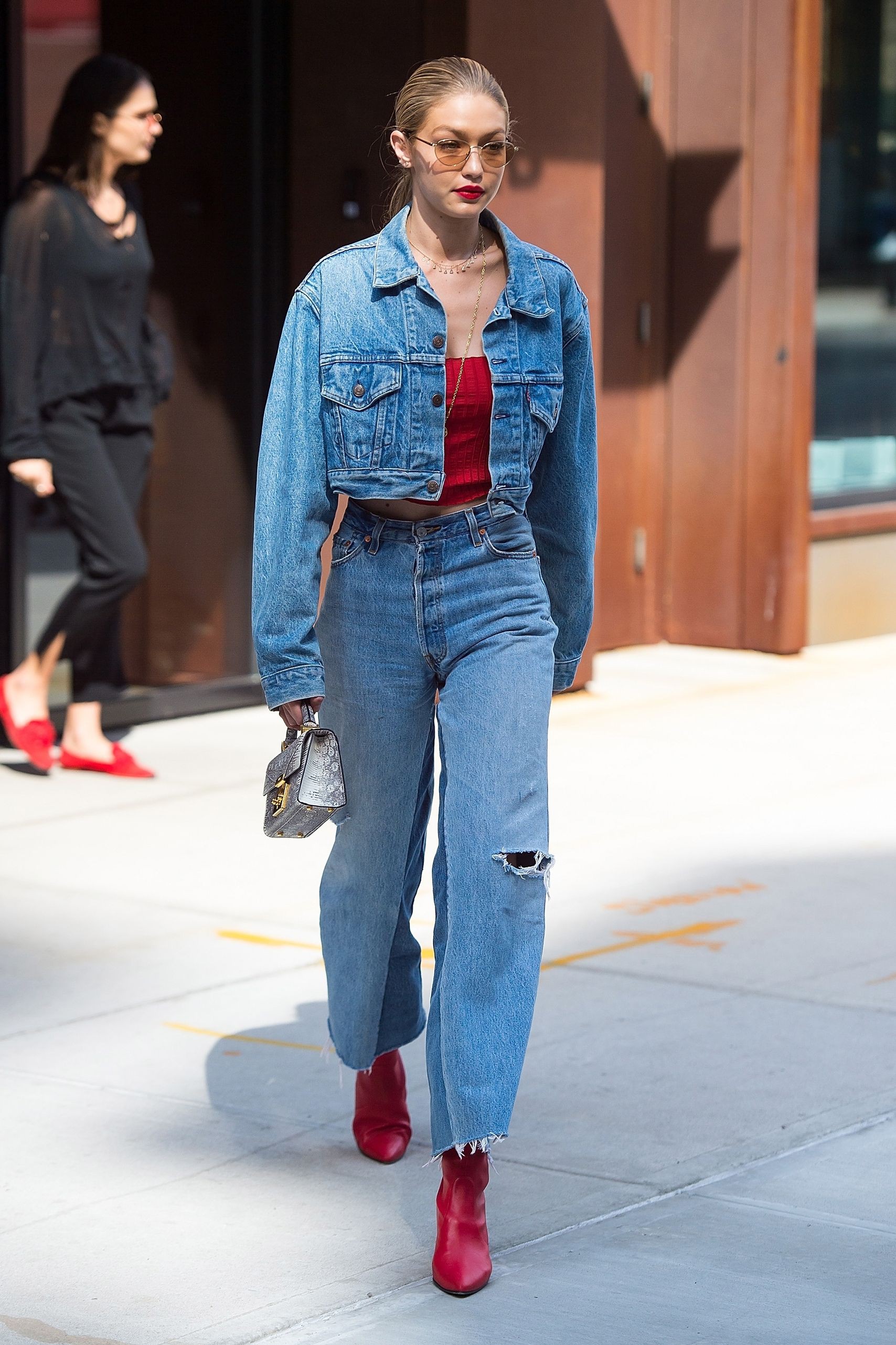 5 ngôi sao quốc tế sở hữu street style đẹp-đỉnh-chất khiến cả trai lẫn gái đều mê mệt - Ảnh 3.
