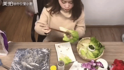Nướng thịt bằng b&agrave;n l&agrave; - đỉnh cao của ăn vụng trong giờ l&agrave;m đ&acirc;y rồi! - Ảnh 6.