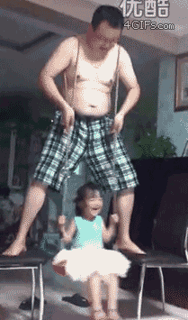 15 tr&ograve; nghịch ngầm hết đỡ nổi của bố v&agrave; con khi mẹ vắng nh&agrave; - Ảnh 19.