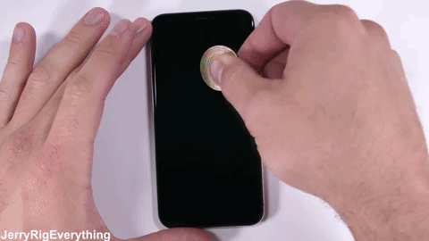 Đây là iPhone X sau khi đập phá: Bẻ cong không gãy, lửa đốt không hỏng, có thể cào xước - Ảnh 3.