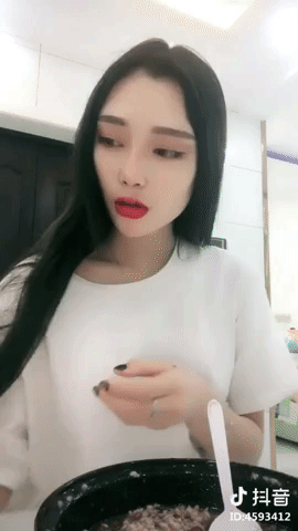 Để ăn ngon kh&ocirc;ng bị tr&ocirc;i son? Tag ngay team ăn cũng phải đẹp v&agrave;o! - Ảnh 2.