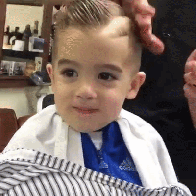 Loạt biểu cảm siêu đáng yêu của cậu bé khi cắt tóc khiến cả thế giới tan chảy - Ảnh 6.