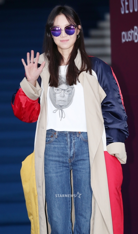 Gong Hyo Jin đầy khí chất, thiên thần Kim Yoo Jung tỏa sáng bên loạt sao Hàn sành điệu tại Seoul Fashion Week - Ảnh 2.