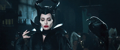 Angelina Jolie cân nhắc việc quay trở lại phim Maleficent - Ảnh 2.