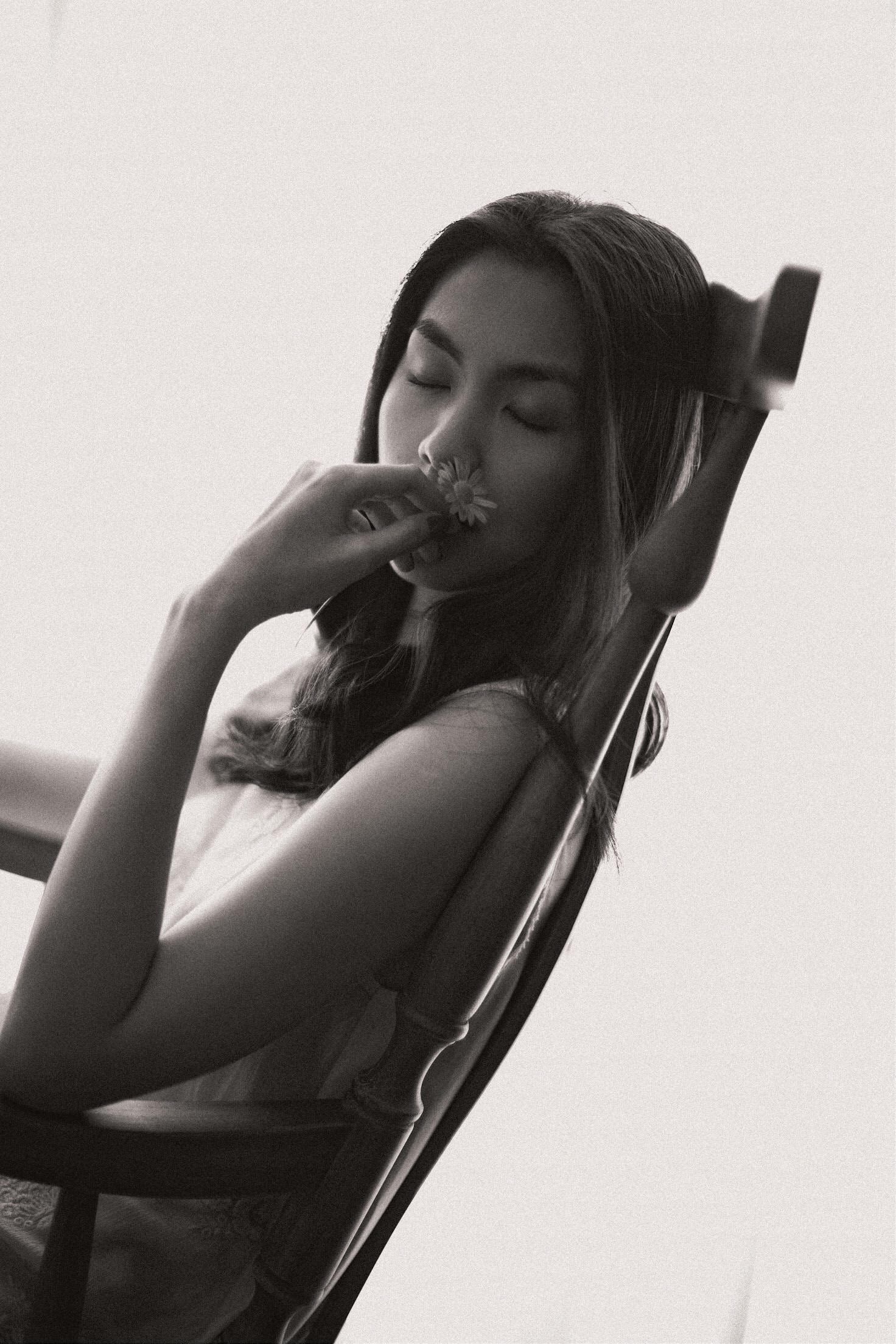 Cứ ngày càng đẹp và gợi cảm thế này, hỏi sao Hà Tăng chưa bao giờ hết hot! - Ảnh 6.