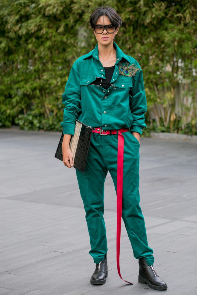 Người mẫu tomboy nhất Việt Nam để lộ 100% vòng 1 trên sàn diễn Elle Fashion Show - Ảnh 5. Người mẫu tomboy nhất Việt Nam để lộ 100% vòng 1 trên sàn diễn Elle Fashion Show - Ảnh 5.