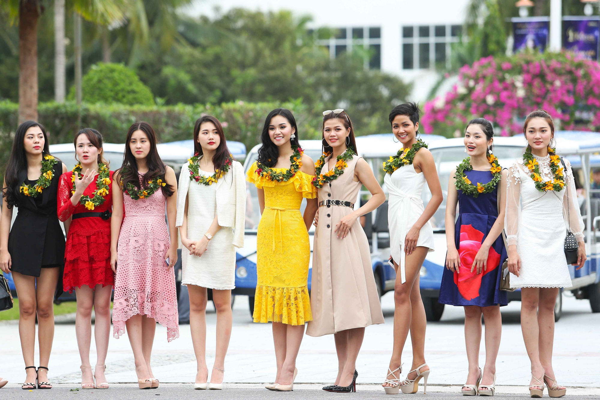 Không hiểu sao đi thi Hoa hậu Hoàn vũ VN mà lại mặc váy ngủ nhăn nhúm thế này? - Ảnh 4. Không hiểu sao đi thi Hoa hậu Hoàn vũ VN mà lại mặc váy ngủ nhăn nhúm thế này? - Ảnh 4.
