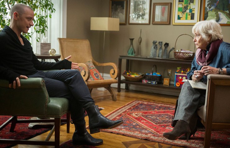 Split - Một bộ phim về quỷ &aacute;m dưới nh&acirc;n c&aacute;ch kinh dị t&acirc;m l&yacute; th&ocirc;ng thường - Ảnh 4.