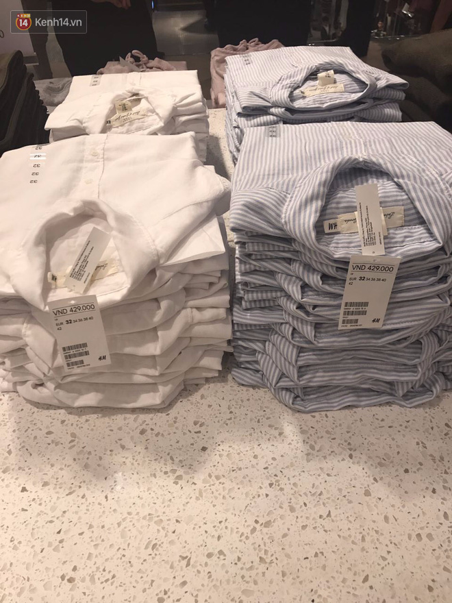 &Aacute;o ph&ocirc;ng gi&aacute; 199.000, &aacute;o len, &aacute;o sơ mi chỉ 499.000, đồ H&M Việt Nam kh&ocirc;ng chỉ rẻ m&agrave; c&ograve;n cực đa dạng - Ảnh 10.