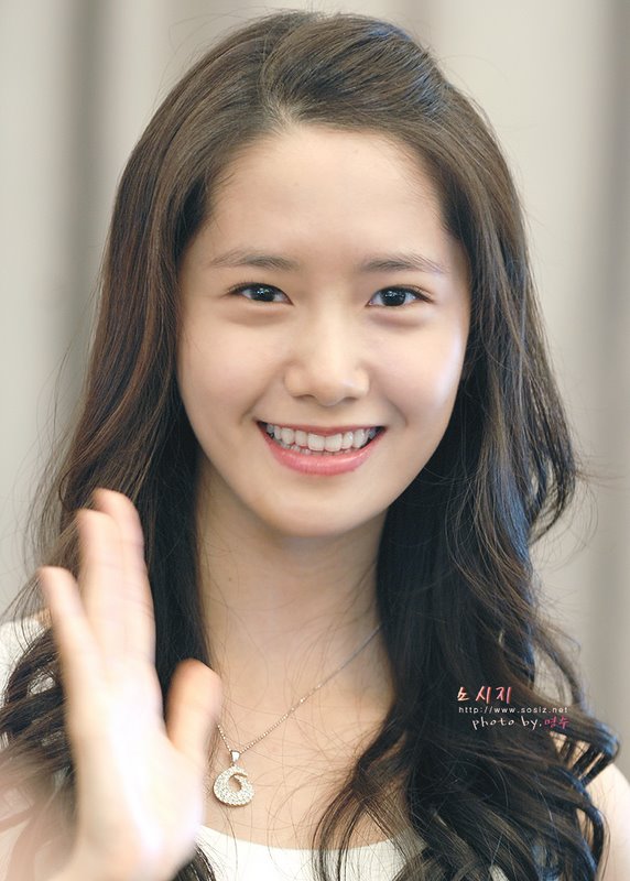 Cư dân mạng trầm trồ trước nhan sắc không tuổi của Yoona (SNSD) sau 10 năm - Ảnh 2.