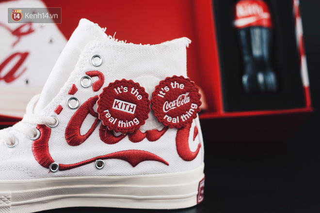 Review tận tay đôi KITH x Coca Cola x Converse Chuck Taylor 1970s, bản giới hạn chỉ có 1000 đôi trên thế giới - Ảnh 8.